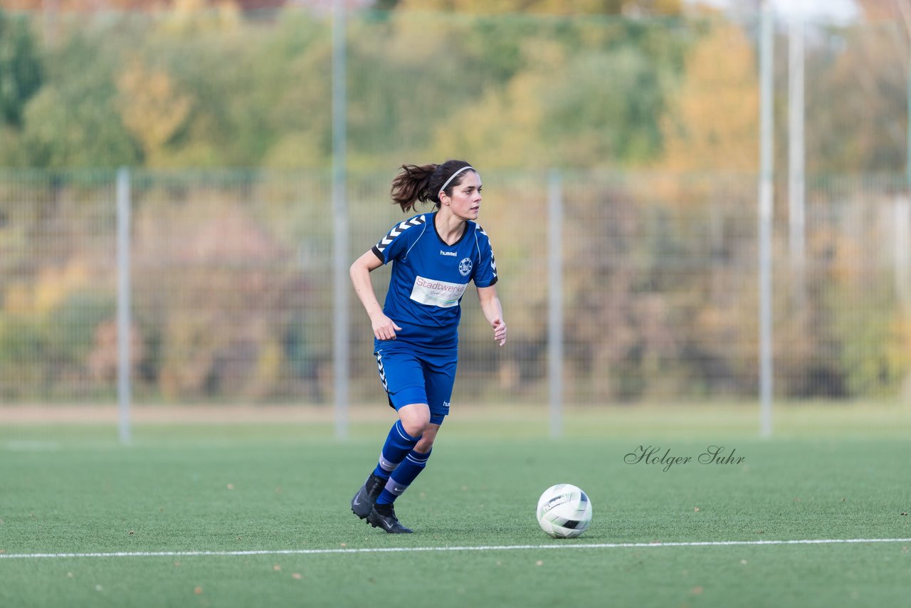 Bild 89 - F SSC Hagen Ahrensburg - SV Frisia 03 Risum-Lindholm : Ergebnis: 2:0